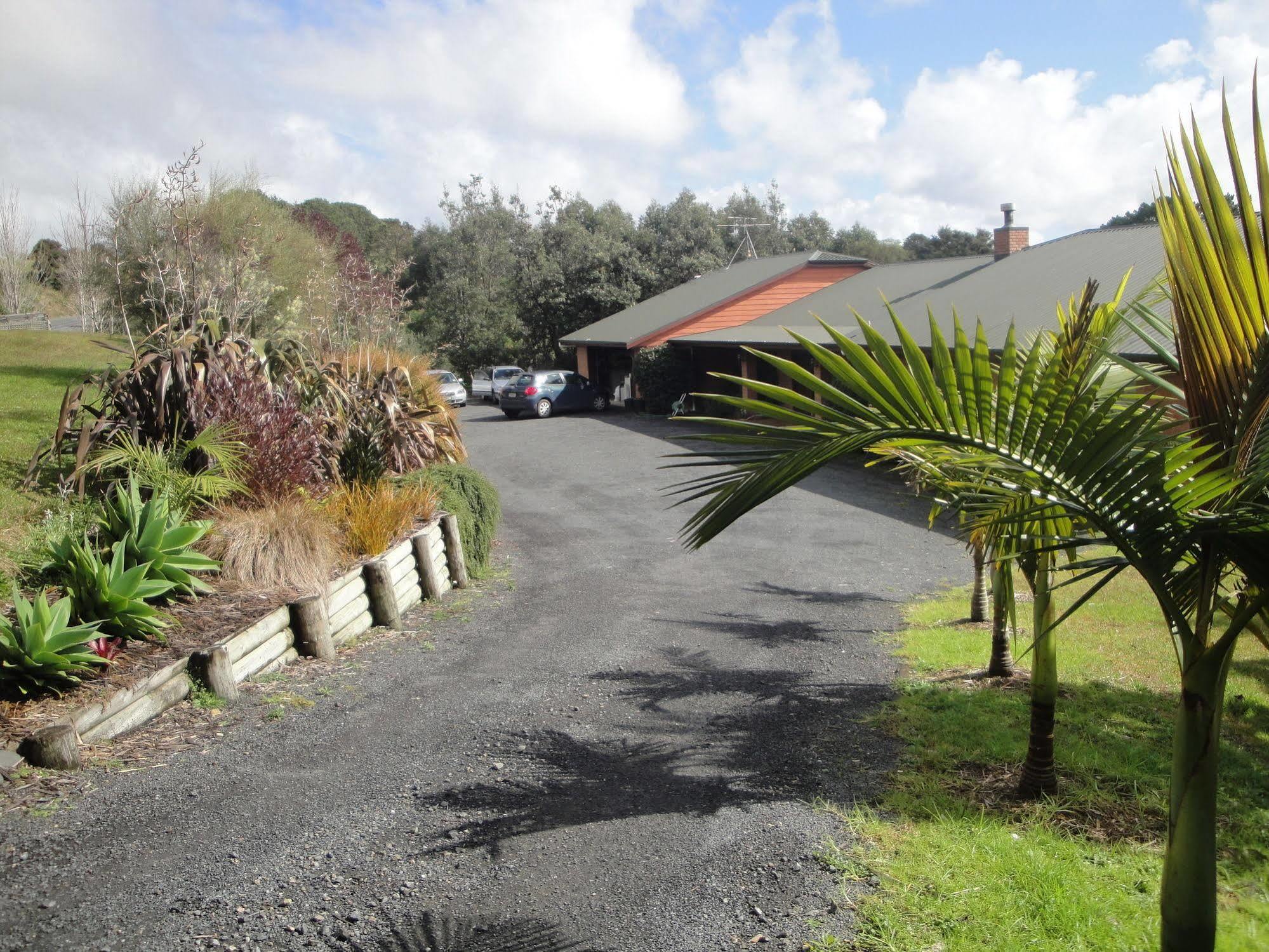 Morepork Riverside Lodge Paihia Exteriör bild