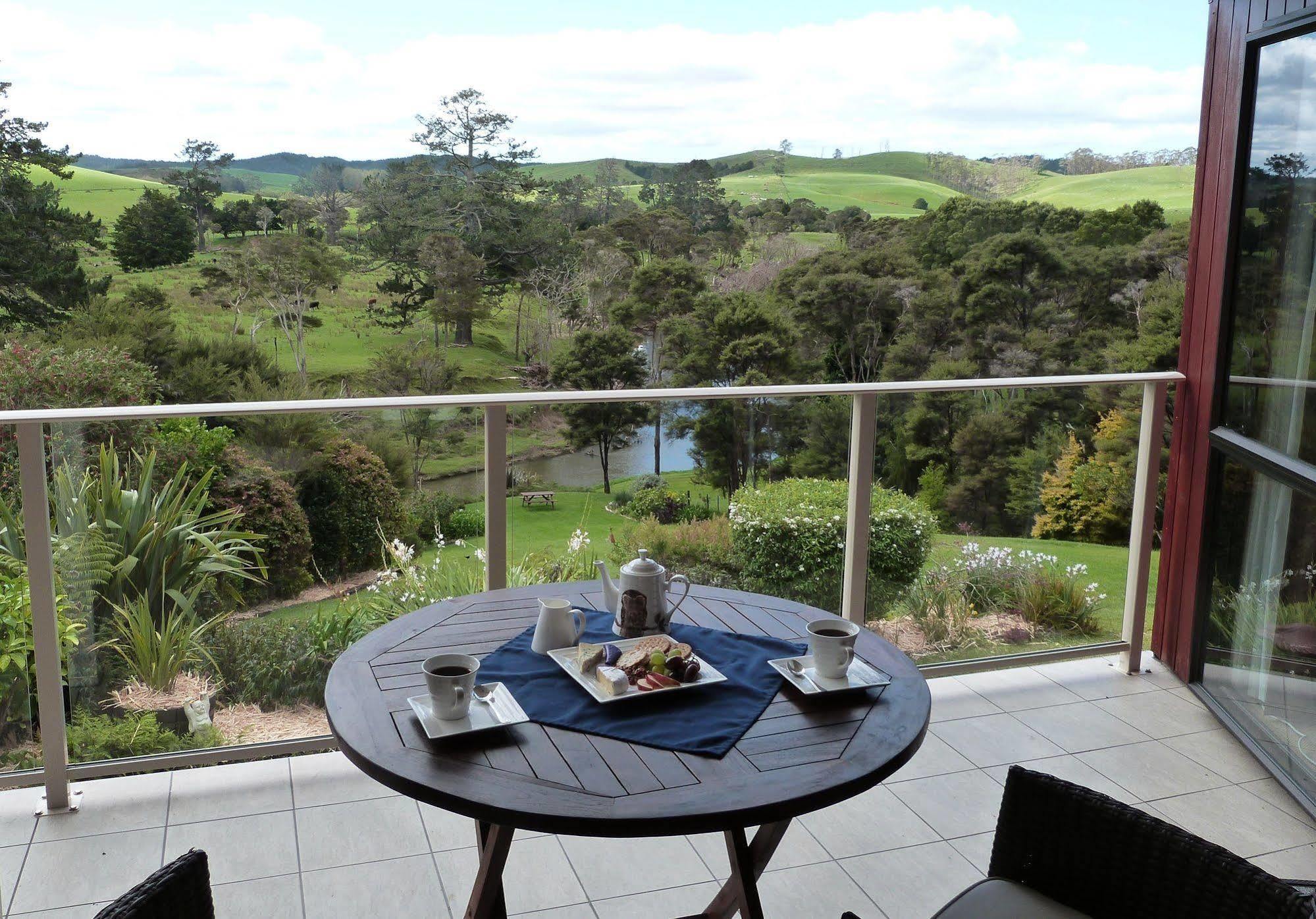 Morepork Riverside Lodge Paihia Exteriör bild
